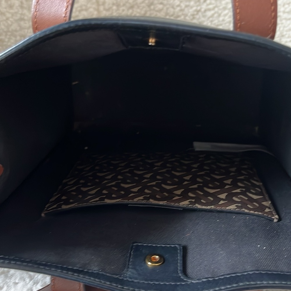 Burberry Tote - Picture 7 of 8